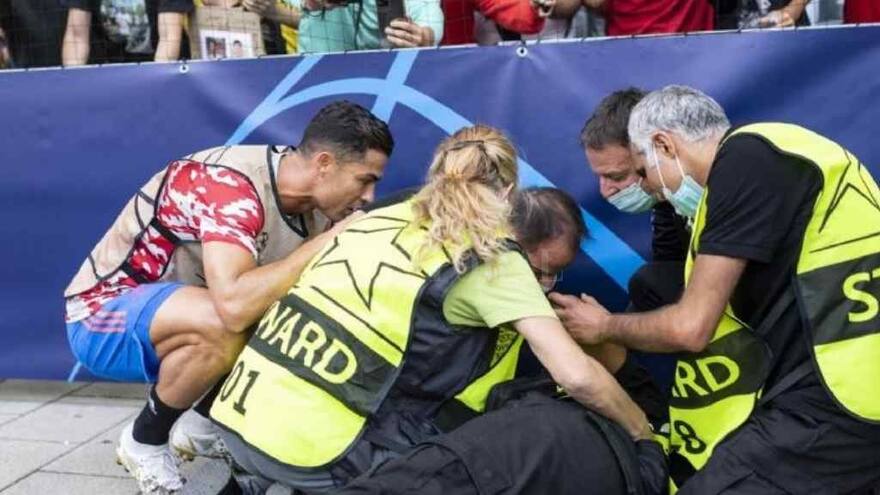 ¡Cuidado! Cristiano noqueó de un pelotazo a un guarda de seguirdad