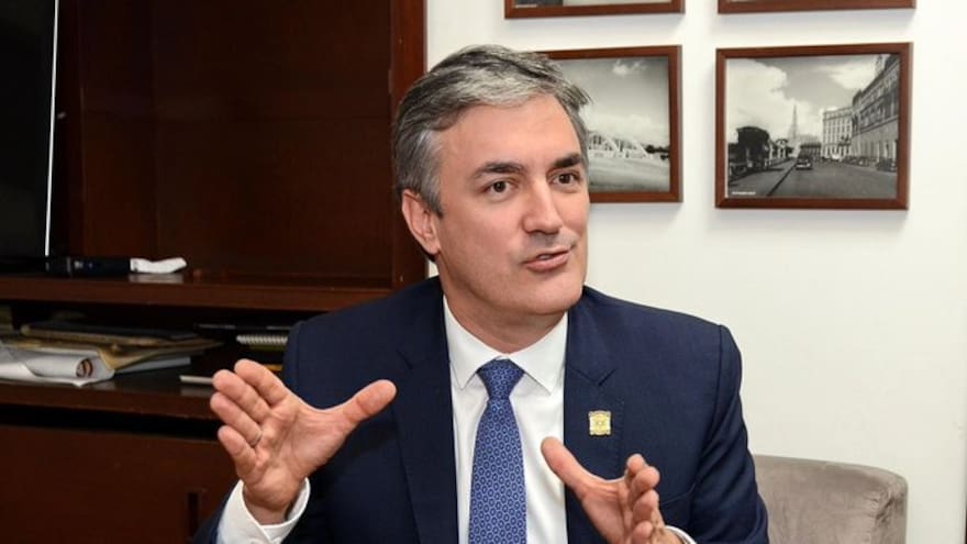 CD pide al Congreso abrir investigación formal y no previa contra Petro