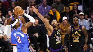 El OKC no le da opción a los Lakers y los barren en las semifinales