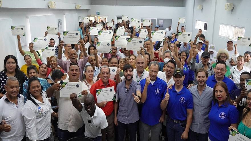Entregan $200 millones a Juntas de Acción Comunal en Barranquilla