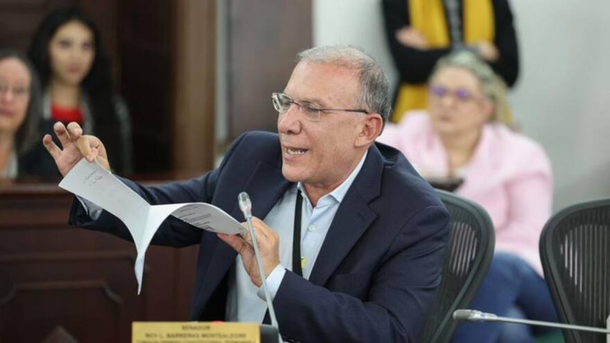 'Veníamos advirtiendo que la reforma política promueve el clientelismo'