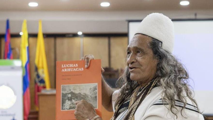 Presentan 'Luchas Arhuacas', el libro que relata la resistencia indígena