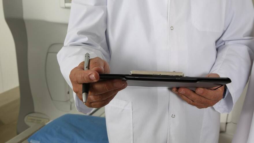 Academia Nacional de Medicina reitera llamado a rechazar propuesta para convalidar títulos a médicos integrales venezolanos