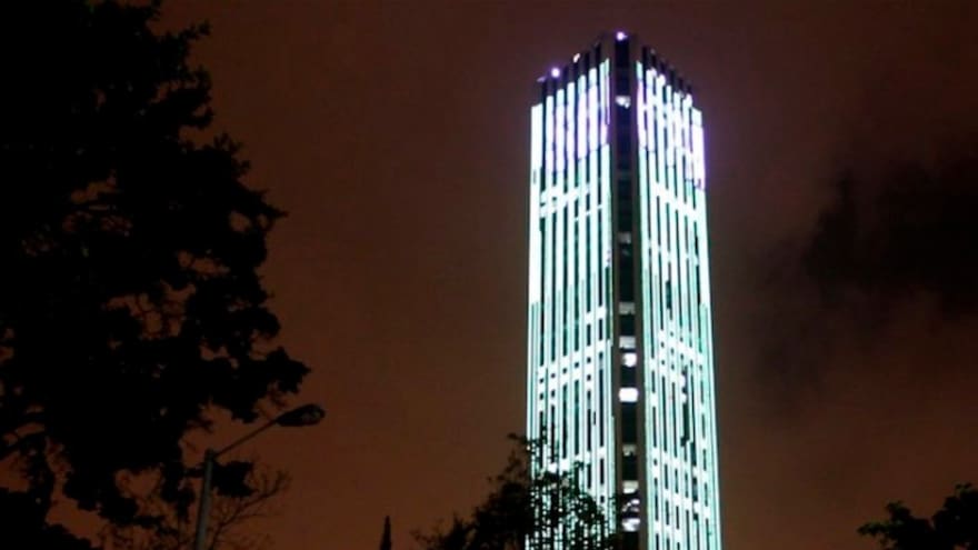 Video: Joven alquiló el helipuerto de la Torre Colpatria para sorprender a su novia y se volvió viral