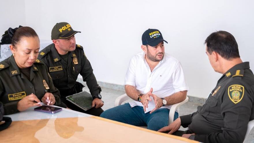 Alcalde de Lorica le presentó tres proyectos al director de la Policía Nacional, William Salamanca