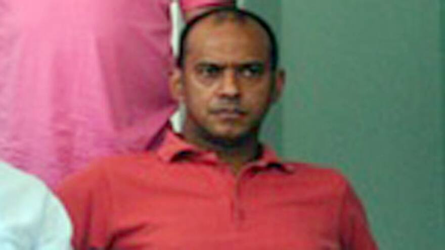 Suspenden al senador Martín Morales por posible nexo con narcos