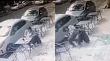 Video: hombre fue golpeado por un vidrio que se desprendió de un balcón mientras tomaba café