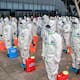 Wuhan vislumbra el fin de un confinamiento que se extiende por el planeta