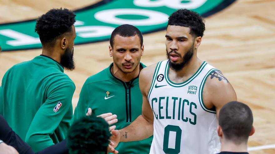 NBA: los Boston Celtics imponen su ley en el TD Garden ante los Atlanta Hawks
