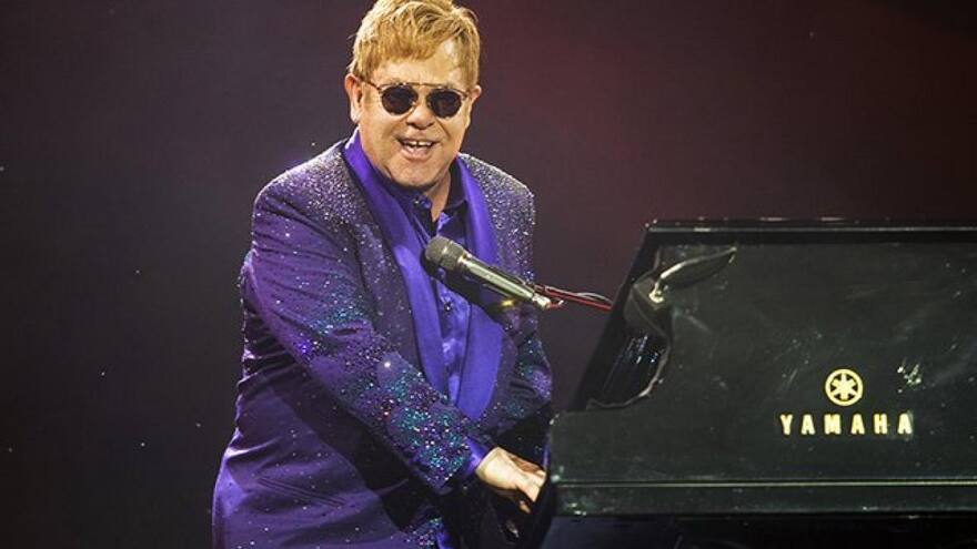“No veo nada, es devastador”: Elton John ha perdido parcialmente la visión