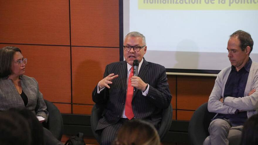 Gobierno Petro plantea nueva estrategia correctiva para padres que incumplan obligaciones con sus hijos