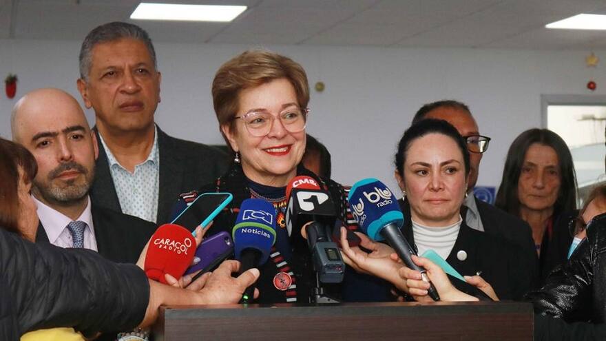 Gobierno anuncia decreto para desindexar 50 precios del alza del mínimo