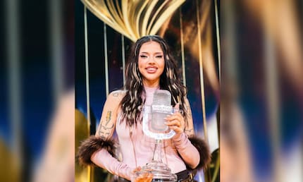 Bulgaria recibe como una heroína nacional a Dara, la inesperada ganadora de Eurovisión