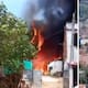 Incendio en el barrio Boston de Medellín deja cuatro heridos y graves daños materiales