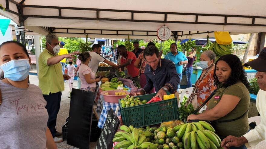 La Guajira: todo un éxito el mercado campesino de Riohacha