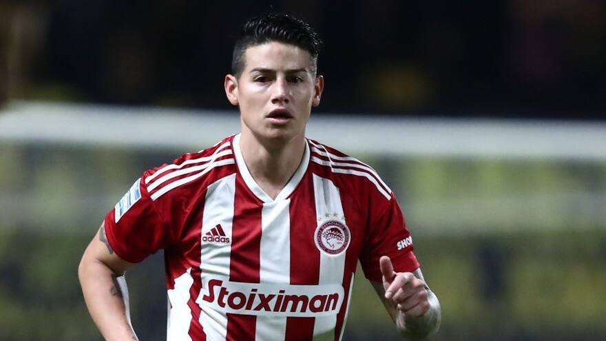 OFI 1, Olympiacos 2: James Rodríguez desperdicia un penal, pero pone pase-gol