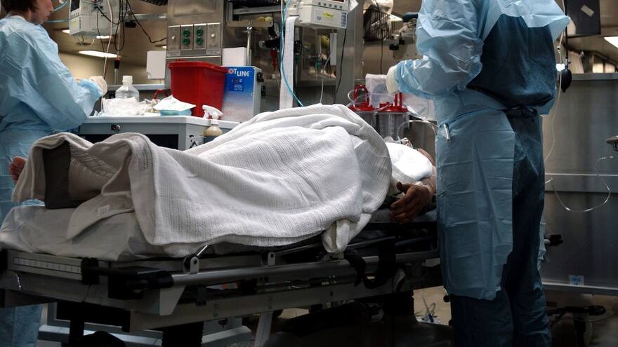 Médico deberá pagar manutención de bebé por desacierto en examen de esperma