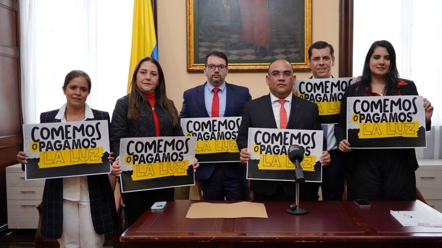 Bancada Caribe radica proyecto para regular tarifas de energía en la Costa Atlántica