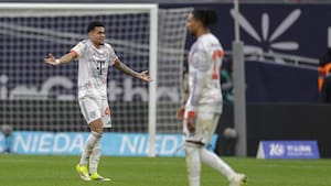 ¿Era penalti contra Luis Díaz? ¿Fue merecida su expulsión?