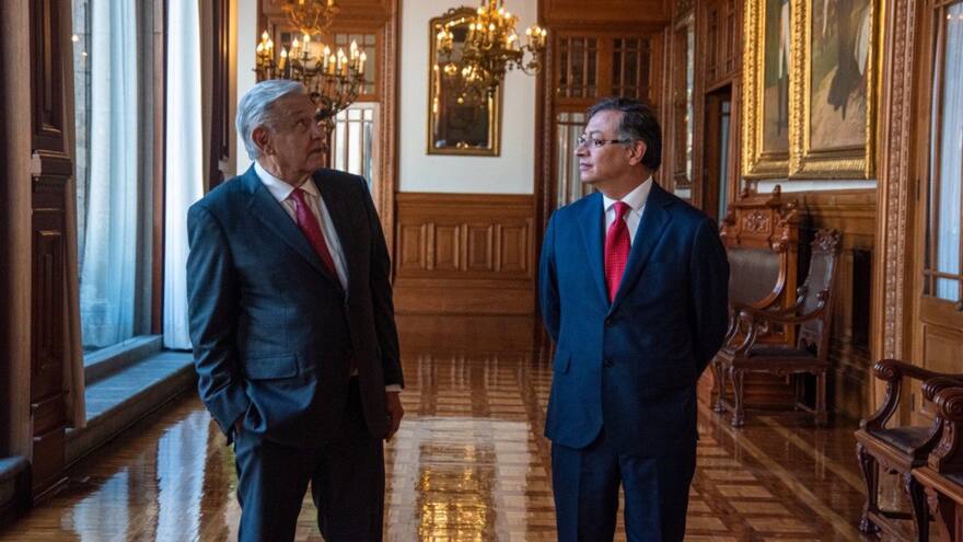 Durante visita de Petro, México acepta ser garante en la mesa de paz con ELN