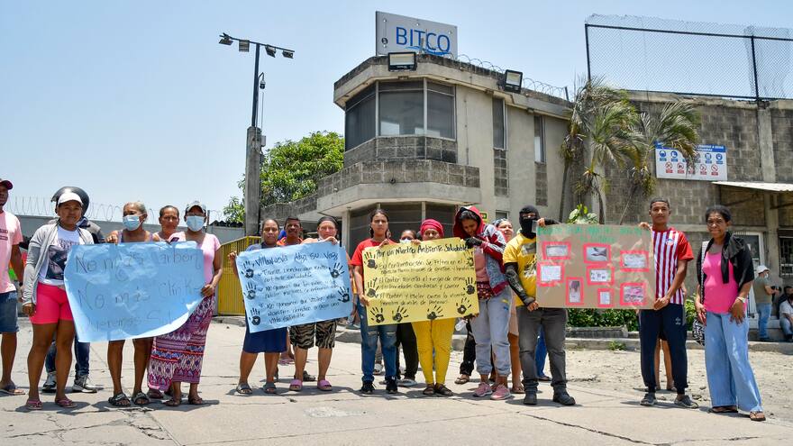 Habitantes del barrio Villanueva advierten de afectaciones por polvillo de carbón