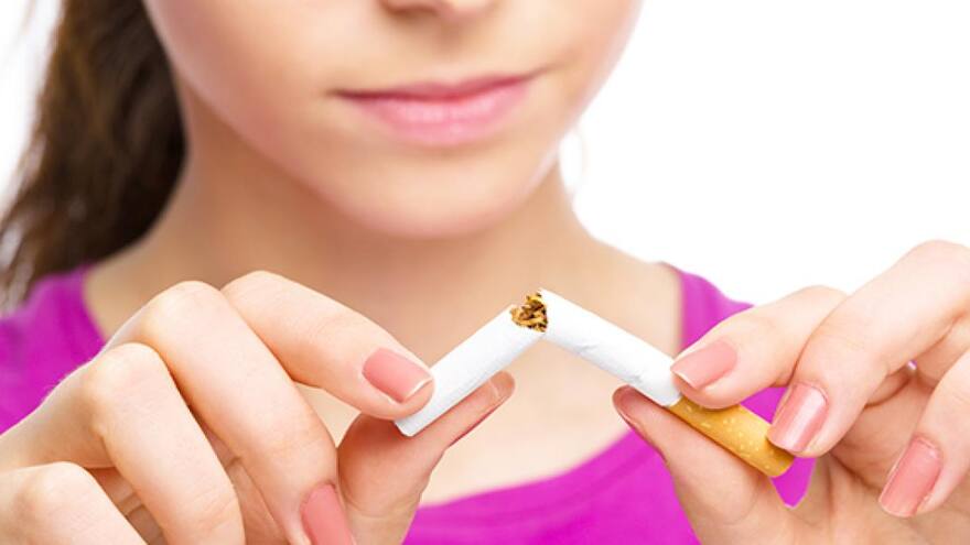 'Para dejar de fumar no es necesario empezar a vapear'