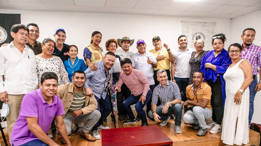 Aspirantes a cargos de elección popular firman pacto por la cultura