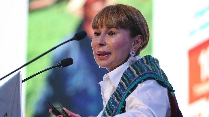 Alicia Arango responde a quienes la comparan con el estilista Norberto