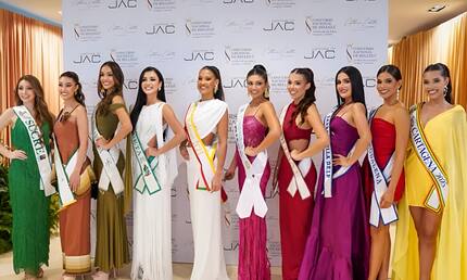 Cartagena se engalana con la llegada de las 26 candidatas al CNB