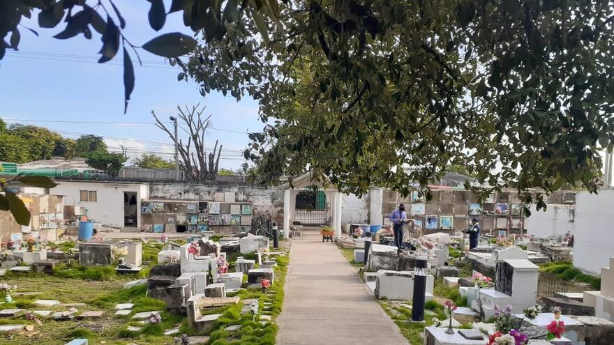 Cartagena construirá 250 bóvedas en cementerios distritales