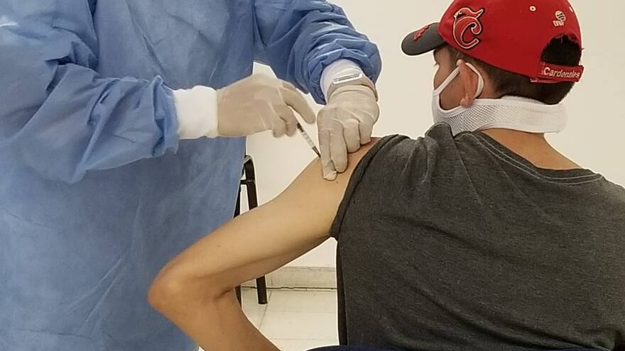 Jueves y viernes, jornada en Cedesarrollo para vacunar a docentes de Cartagena