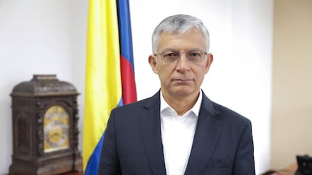Carlos Betancourt asume la dirección de la Dian tras salida de Luis Llinás