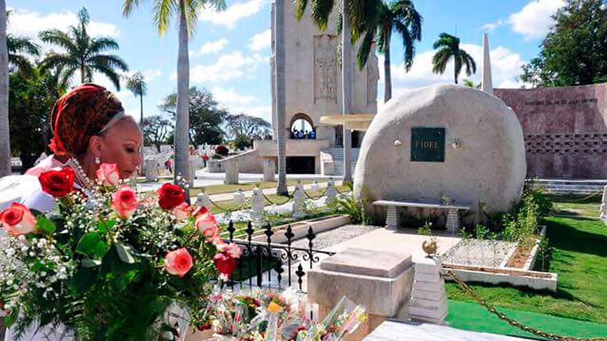 Ante la tumba de Fidel, la exsenadora Piedad Córdoba anuncia campaña a la Presidencia