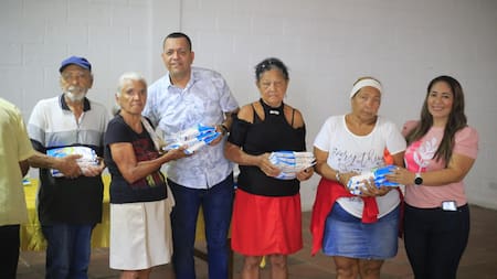 Malambo refuerza la nutrición a más de 1.500 adultos mayores