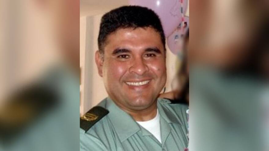 Sucre: coronel que asesinó a su pareja en el 2009 le dieron casa por cárcel por buena conducta