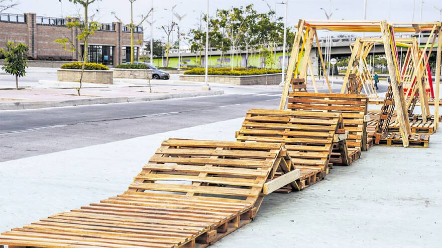 Con arquitectura y arte intervienen espacio público