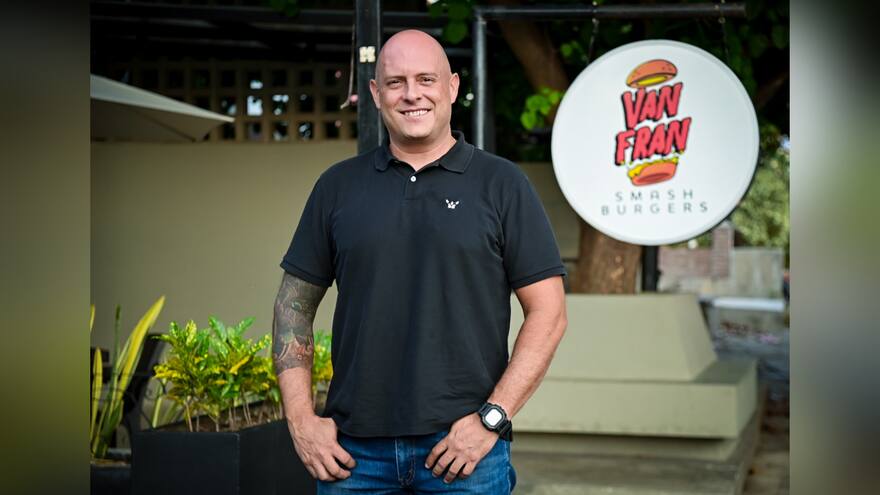 Iván Escobar, el chef experto en hamburguesas