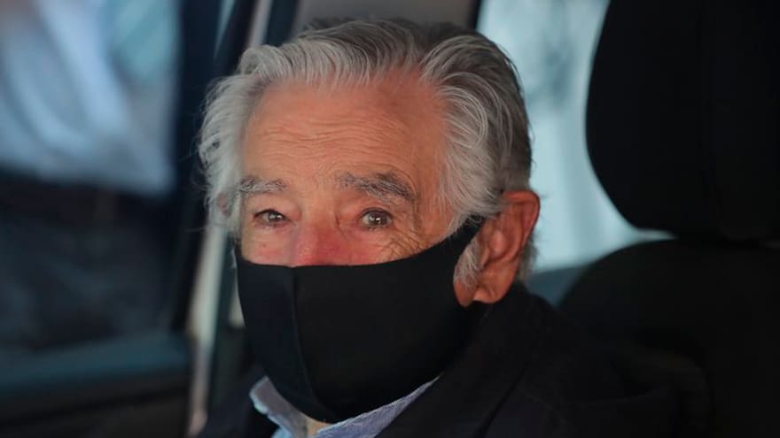 Pepe Mujica fue dado de alta tras endoscopia en la que se halló úlcera de esófago