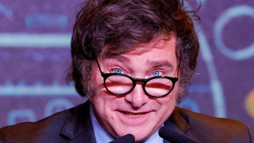 Milei califica de “disparate” la decisión de España de retirar su embajadora