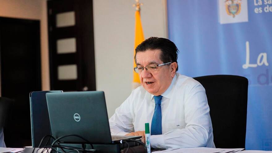 'La revelación de contratos nos plantea un riesgo': Minsalud