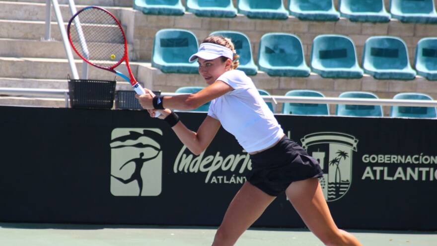 El inglés prevalecerá en las ‘semis’ del Mundial Juvenil de Tenis 2023