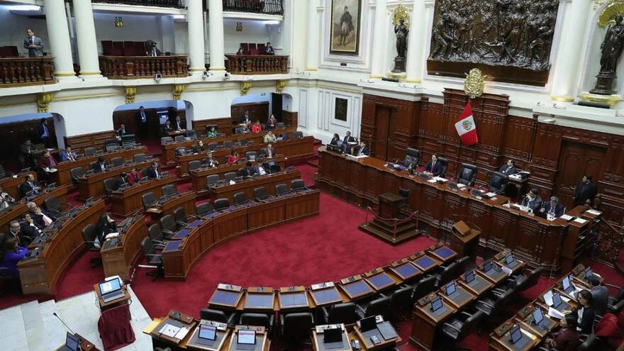 Congreso de Perú reconsidera la fecha de las elecciones para 2023