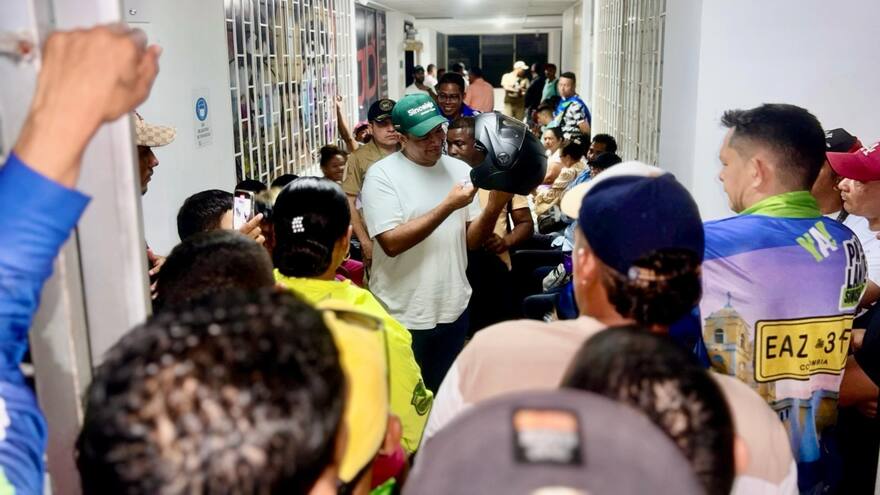 Identifican y uniforman a los mototaxistas del Centro de Sincelejo