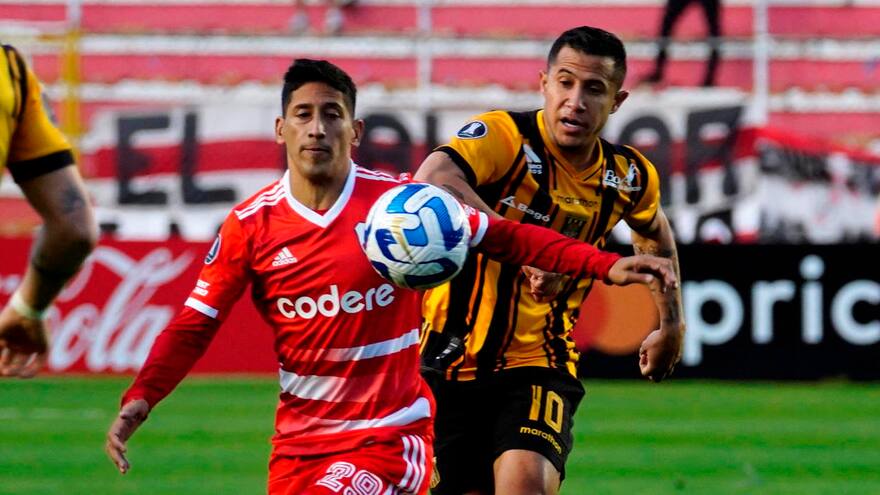 Destacada actuación de Michael Ortega en triunfo de The Strongest sobre River