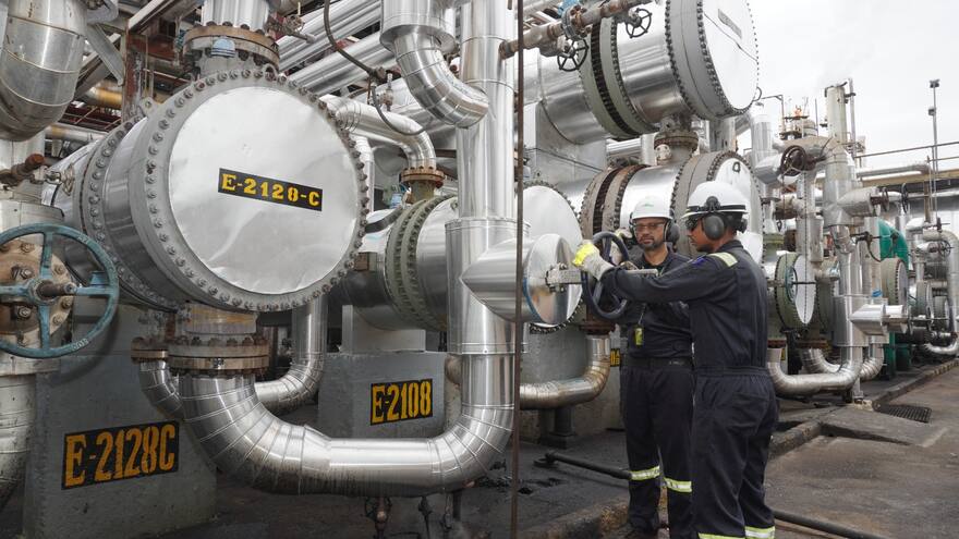 Ecopetrol comenzó a producir gasolina extra más limpia y con menos azufre