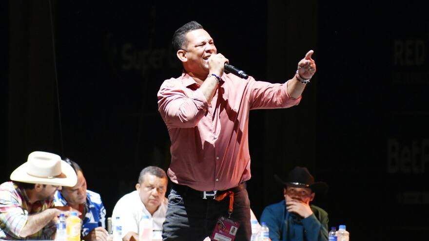 El polifacético Julio Gutiérrez, nuevo rey de la Piqueria