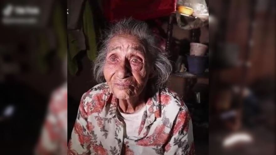 'Tuve 16 hijos y todos se olvidaron de mí': el desgarrador relato de abuelita
