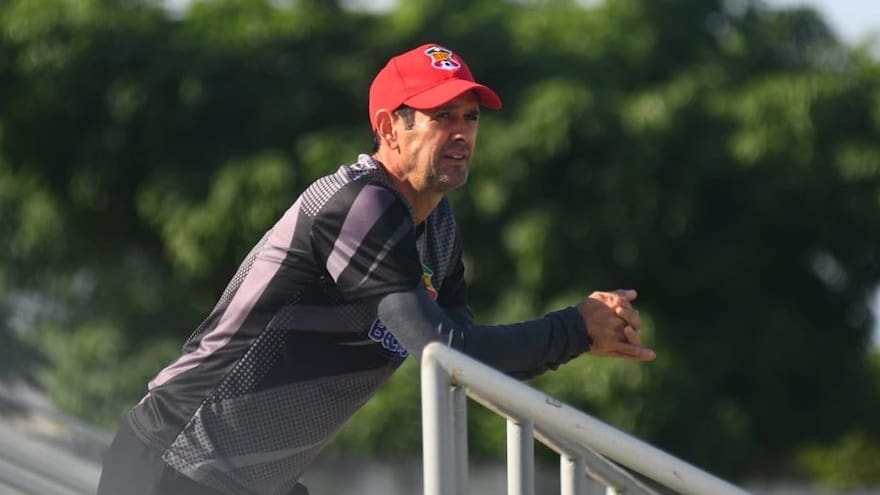 'Estoy muy ilusionado con estos muchachos': Arturo Reyes