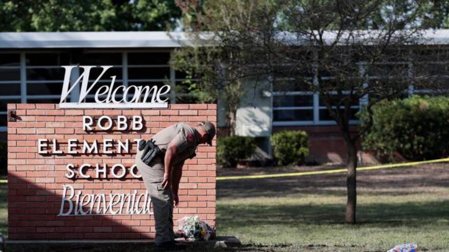 Fallece esposo de profesora asesinada en tiroteo de escuela en Texas