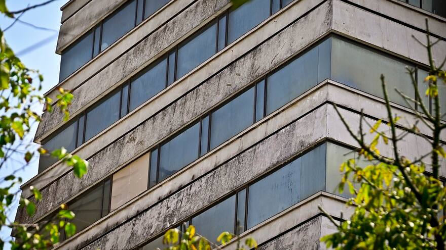 El ocaso del icónico edificio Miss Universo